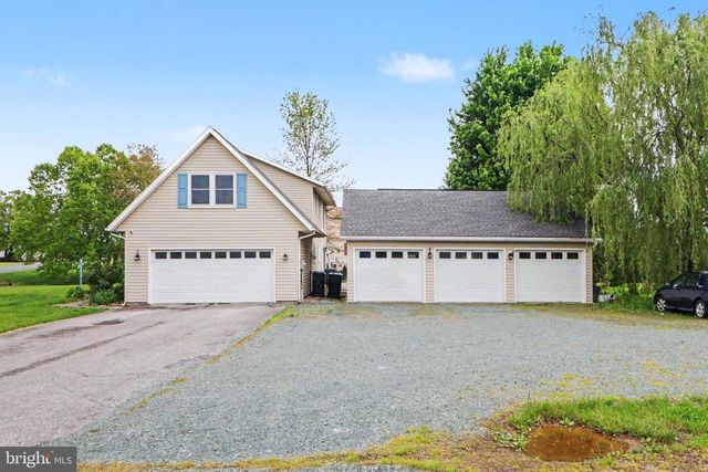 3750 MANOR LANE, Chambersburg, PA 17202
