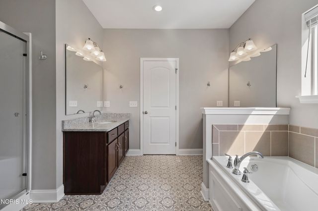 4420 Kimball Creek West, Sylvania, OH 43560