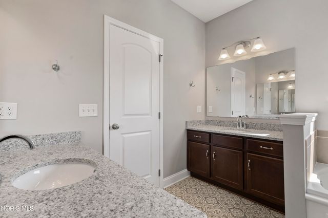 4420 Kimball Creek West, Sylvania, OH 43560