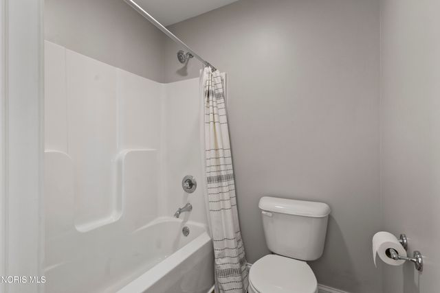4420 Kimball Creek West, Sylvania, OH 43560