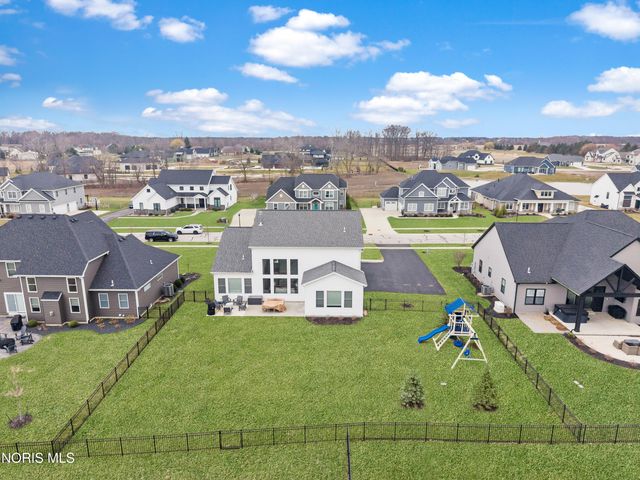 4420 Kimball Creek West, Sylvania, OH 43560