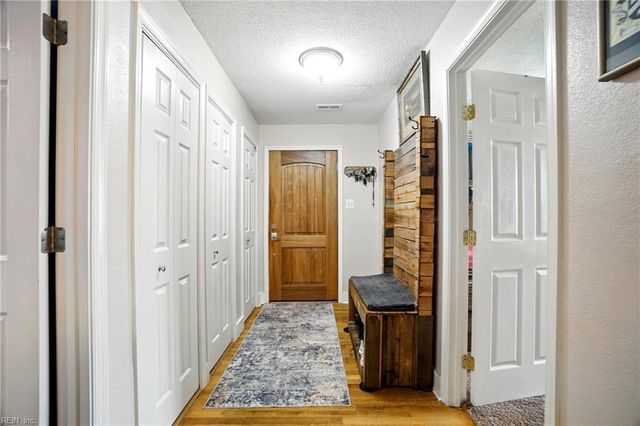 2617 Eastwood AVE, Chesapeake, VA 23324