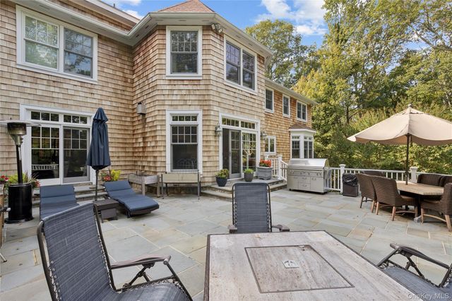 1184 Cove Edge Road, Oyster Bay Cove, NY 11791