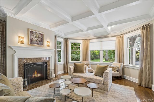 1184 Cove Edge Road, Oyster Bay Cove, NY 11791