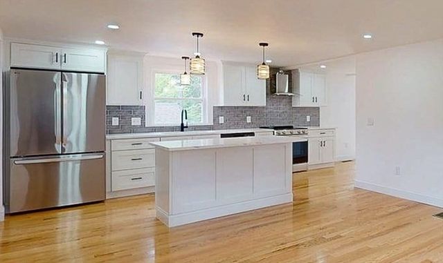 107 Washington St, Hudson, MA 01749