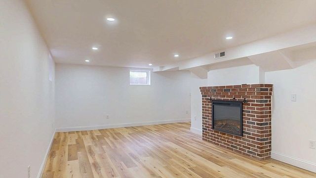 107 Washington St, Hudson, MA 01749