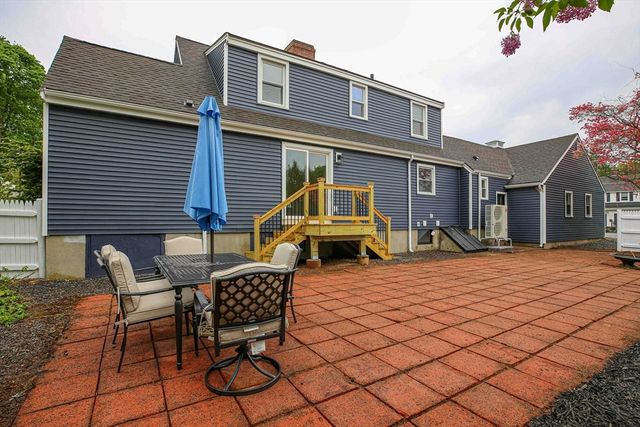 107 Washington St, Hudson, MA 01749