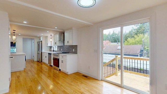 107 Washington St, Hudson, MA 01749