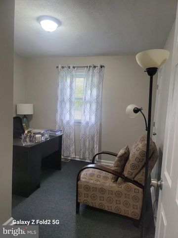 16309 HOLLY HILL DR, Waldorf, MD 20601