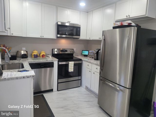 16309 HOLLY HILL DR, Waldorf, MD 20601