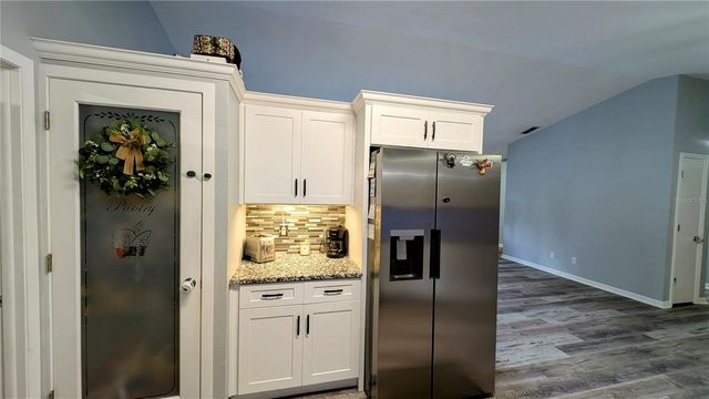 624 N LANIER AVENUE, Fort Meade, FL 33841