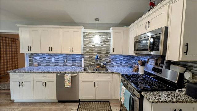 624 N LANIER AVENUE, Fort Meade, FL 33841