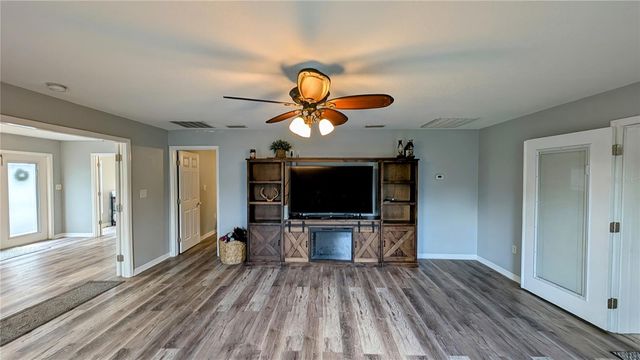 624 N LANIER AVENUE, Fort Meade, FL 33841