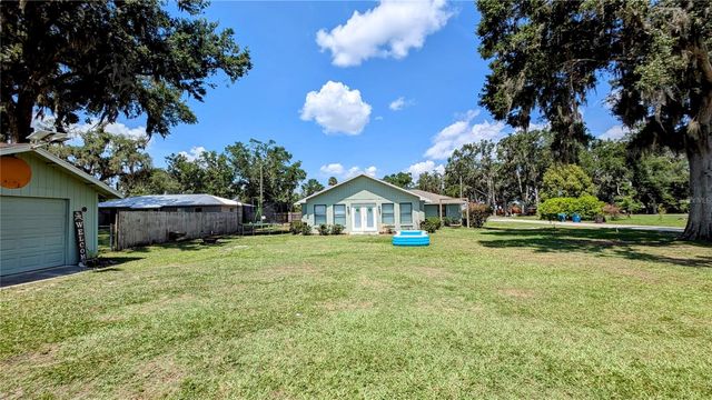 624 N LANIER AVENUE, Fort Meade, FL 33841