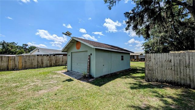 624 N LANIER AVENUE, Fort Meade, FL 33841