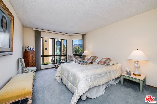 10409 Riverside Drive 203, Toluca Lake, CA 91602