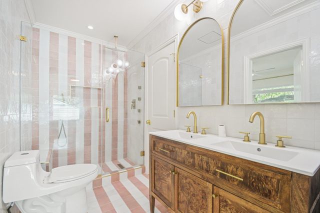 1205 Alta Vista Ave B, Austin, TX 78704