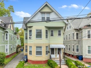 100 Brownell Street 3, New Haven, CT 06511