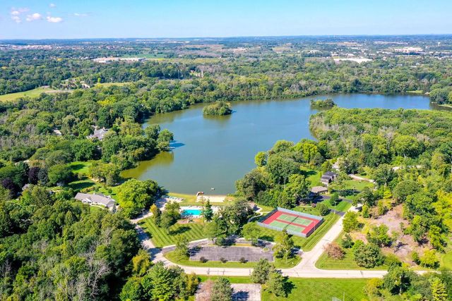 10333 N Versailles COURT, Mequon, WI 53092