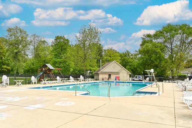 10333 N Versailles COURT, Mequon, WI 53092