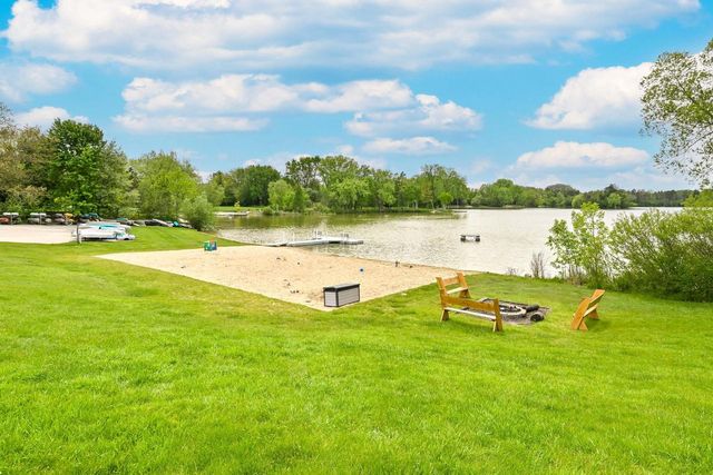 10333 N Versailles COURT, Mequon, WI 53092