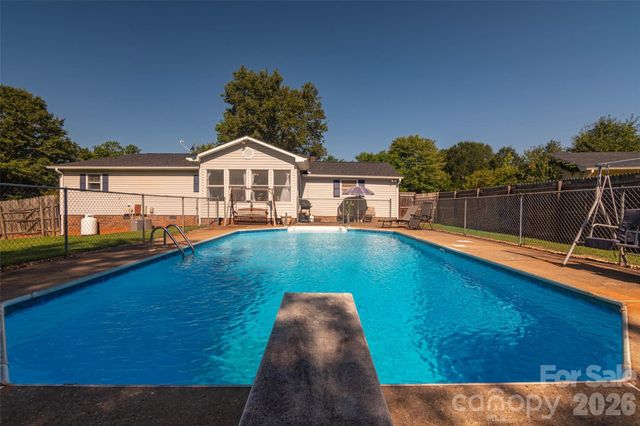 135 Diamond Drive, Ellenboro, NC 28040