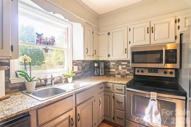 135 Diamond Drive, Ellenboro, NC 28040
