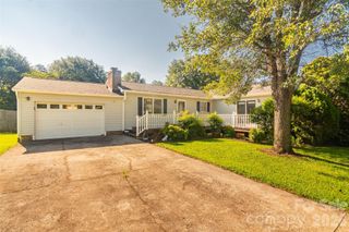 135 Diamond Drive, Ellenboro, NC 28040