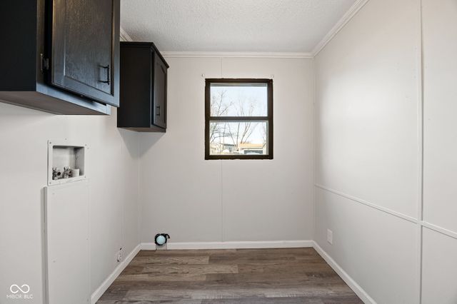 6329 Dardeb Road, Indianapolis, IN 46241