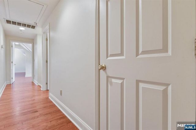 55 S Fullerton Avenue A, Montclair, NJ 07042