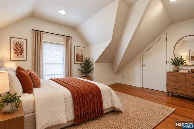 55 S Fullerton Avenue A, Montclair, NJ 07042
