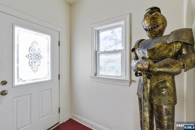 55 S Fullerton Avenue A, Montclair, NJ 07042