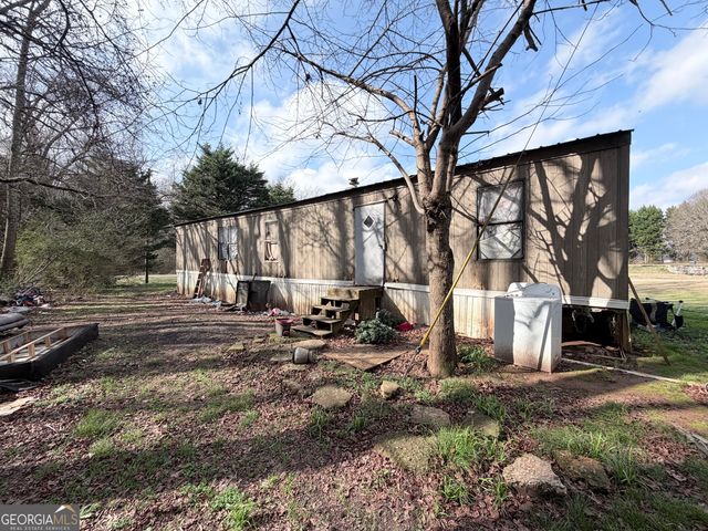 4334 Log Cabin Rd, White Plains, GA 30678