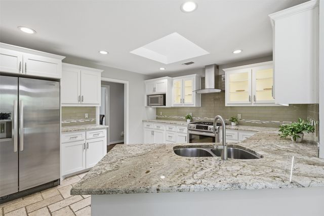 5833 Wavertree Lane, Plano, TX 75093