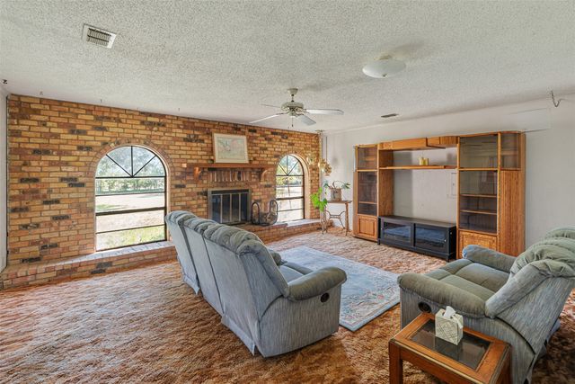 2888 Vz County Road 2708, Mabank, TX 75147