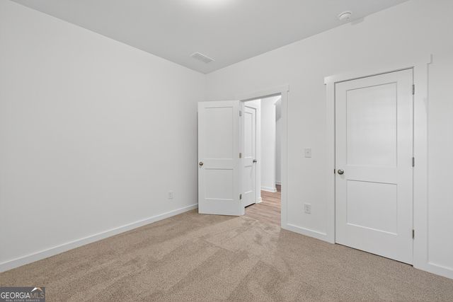 99 Annie Lane, Statham, GA 30666