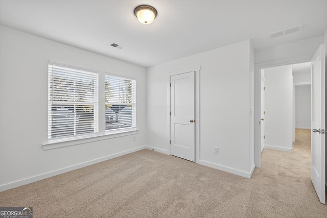 99 Annie Lane, Statham, GA 30666