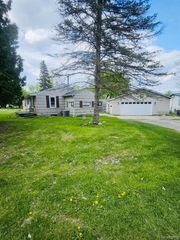 2147 Kent Drive, Davison, MI 48423