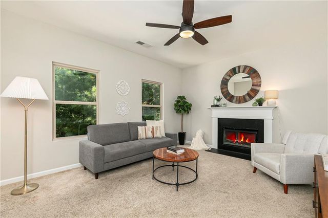 738 Stable View Loop, Dallas, GA 30132