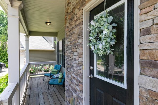 738 Stable View Loop, Dallas, GA 30132