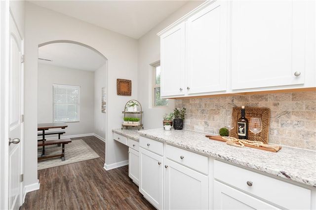 738 Stable View Loop, Dallas, GA 30132