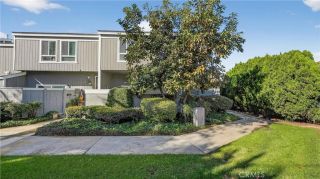 2600 W Segerstrom Avenue D, Santa Ana, CA 92704