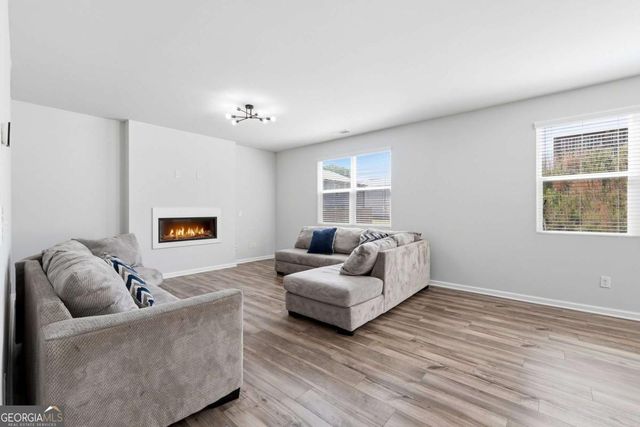 1068 Prudence Drive, Lawrenceville, GA 30045