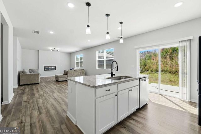 1068 Prudence Drive, Lawrenceville, GA 30045