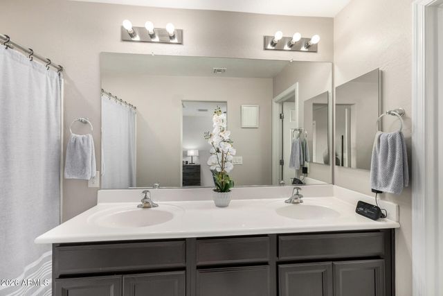 10819 W KING Street, Avondale, AZ 85323