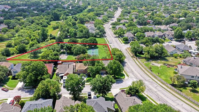 511 Dusty Leather CT, Pflugerville, TX 78660