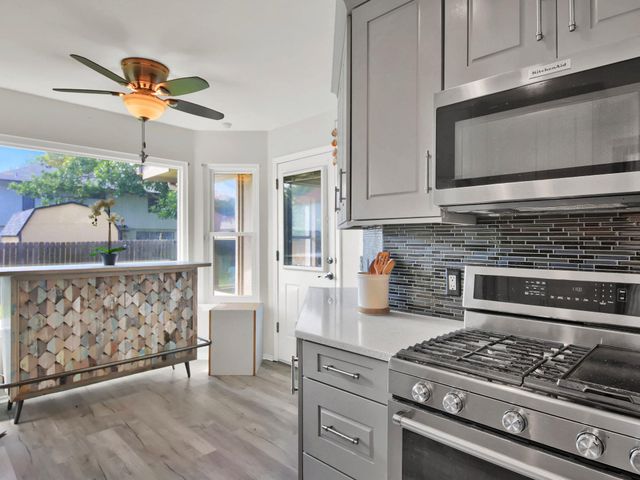 511 Dusty Leather CT, Pflugerville, TX 78660