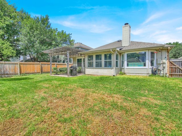 511 Dusty Leather CT, Pflugerville, TX 78660