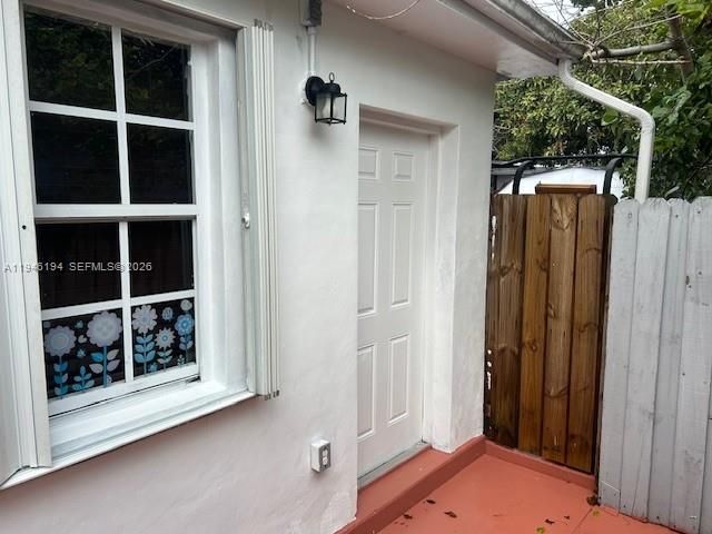 3361 NW 16th St B, Miami, FL 33125