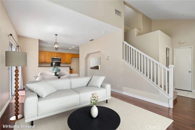 284 Twilight Glen, Simi Valley, CA 93065